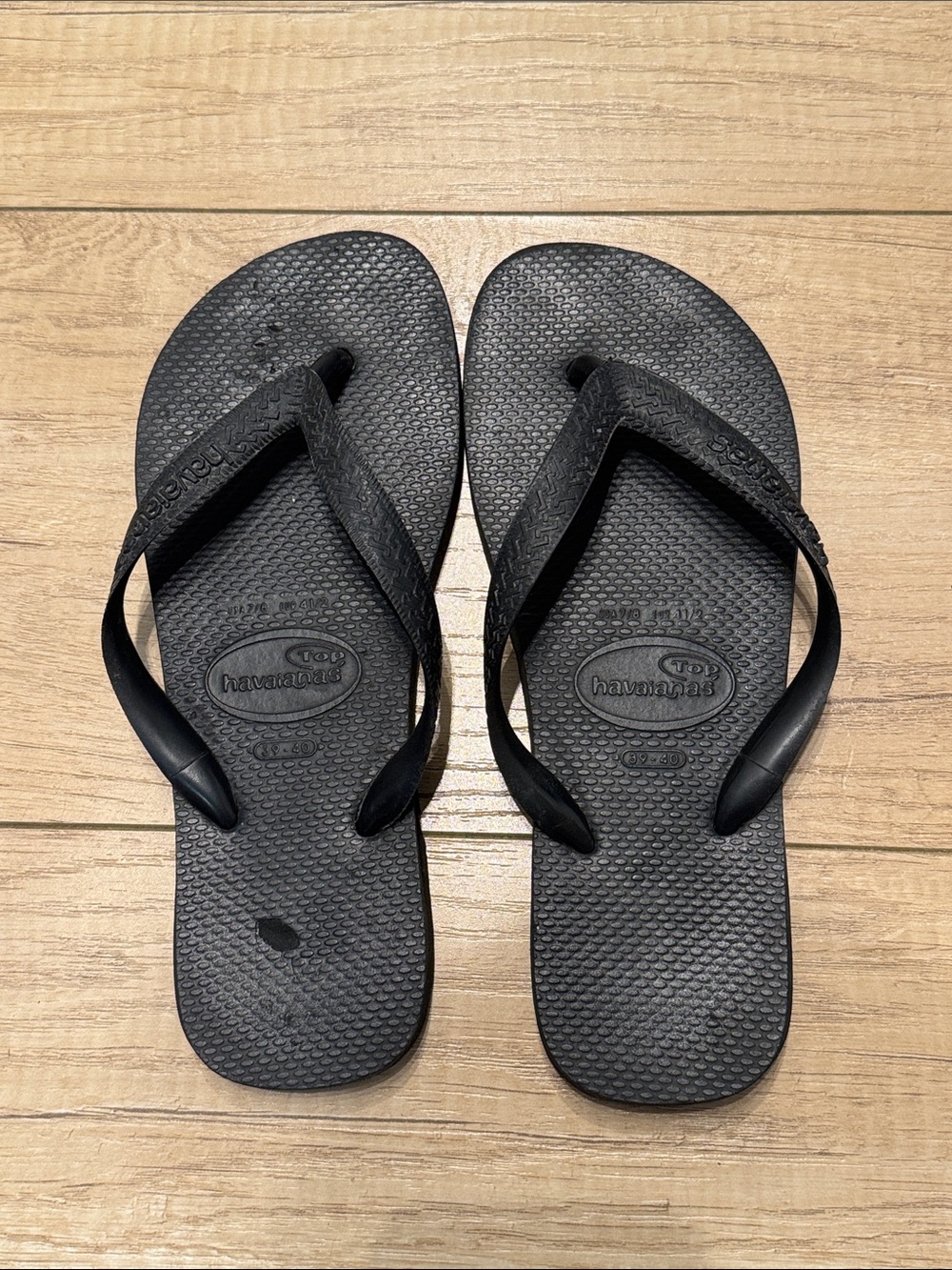 Havianas flip flops